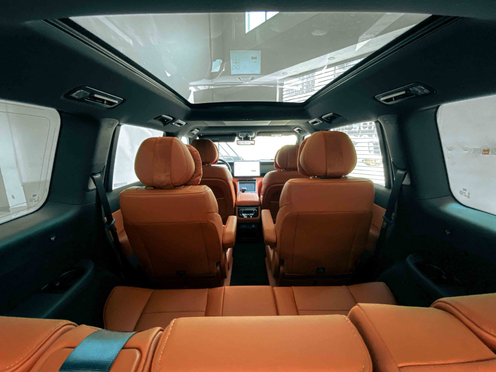 ROX (01) (7 seater ) 2024-2026